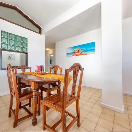 Semesterbostad Penthouse Ocean View Puerto del Carmen (Lanzarote)