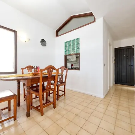 Semesterbostad Penthouse Ocean View Puerto del Carmen (Lanzarote)