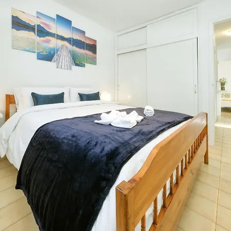 Semesterbostad Penthouse Ocean View Puerto del Carmen (Lanzarote)